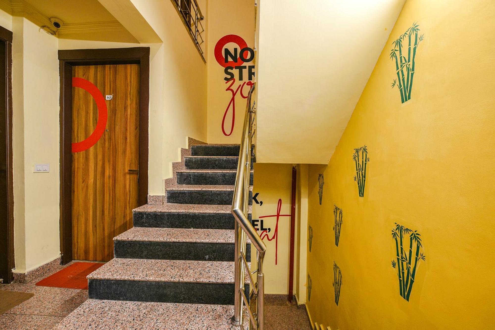 Fabhotel Ishtara Auberge - Nr Yashobhoomi Convention Centre Nova Deli Exterior foto