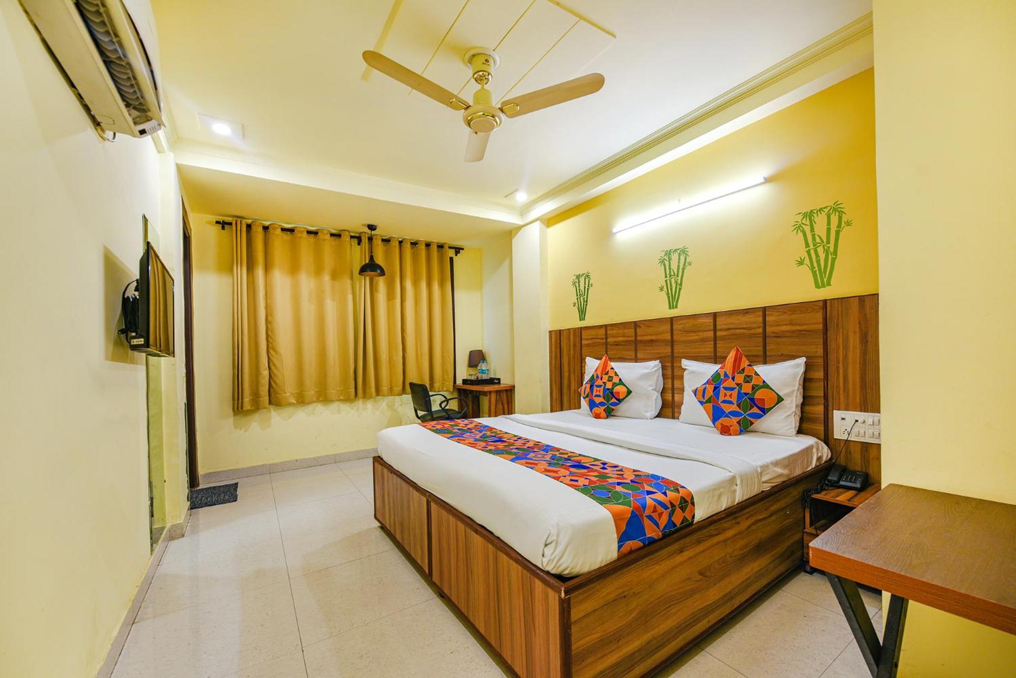 Fabhotel Ishtara Auberge - Nr Yashobhoomi Convention Centre Nova Deli Exterior foto
