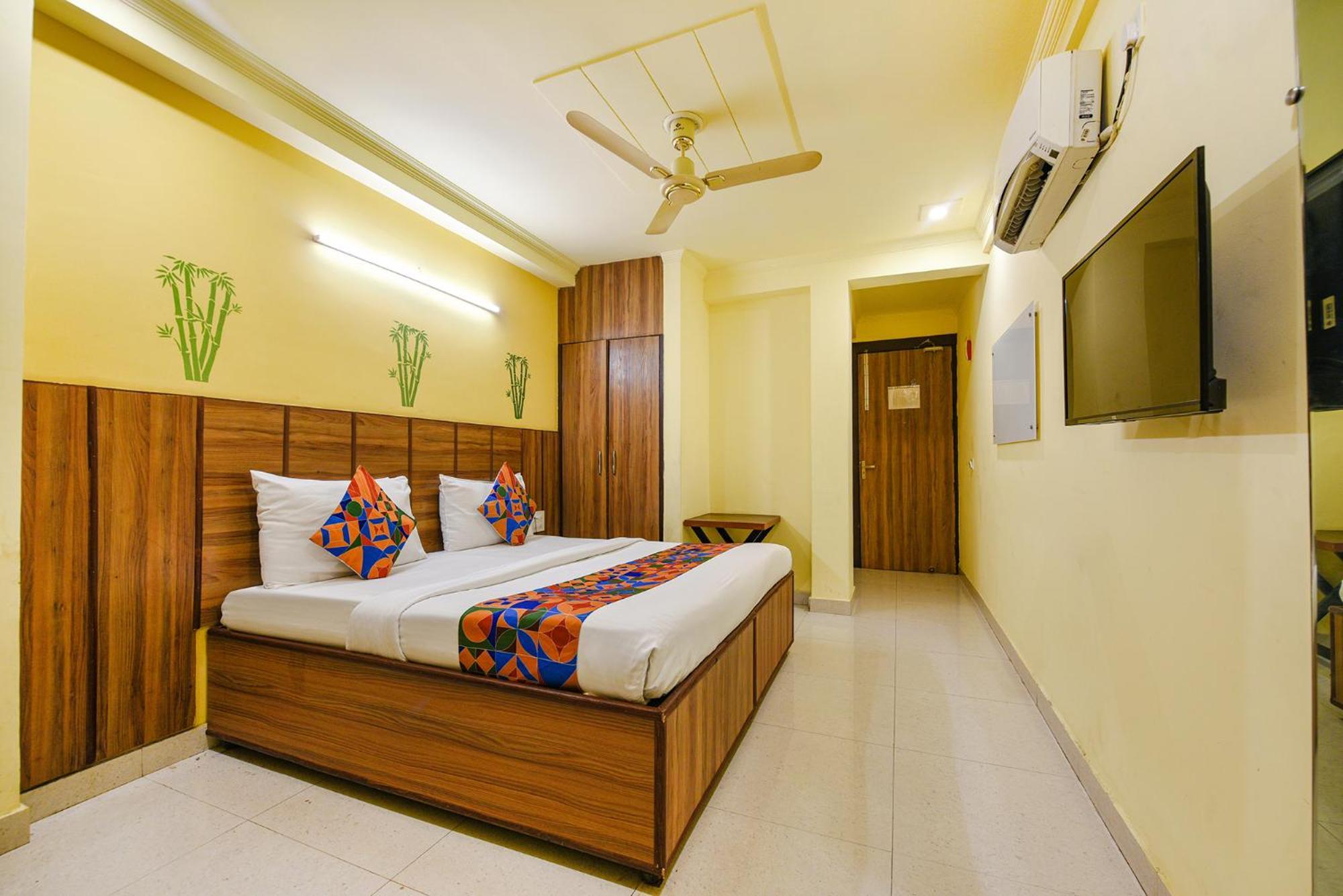 Fabhotel Ishtara Auberge - Nr Yashobhoomi Convention Centre Nova Deli Exterior foto