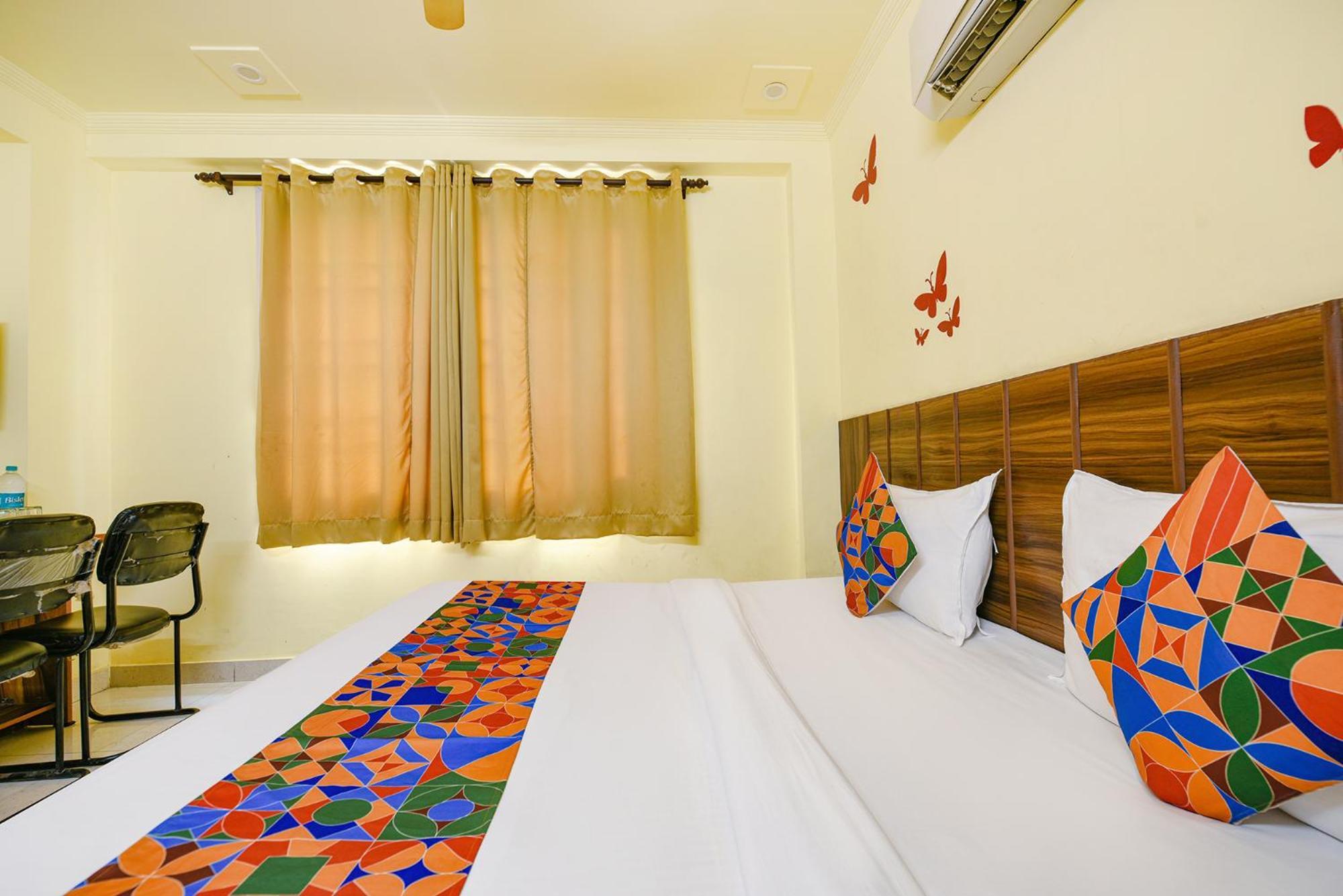Fabhotel Ishtara Auberge - Nr Yashobhoomi Convention Centre Nova Deli Exterior foto